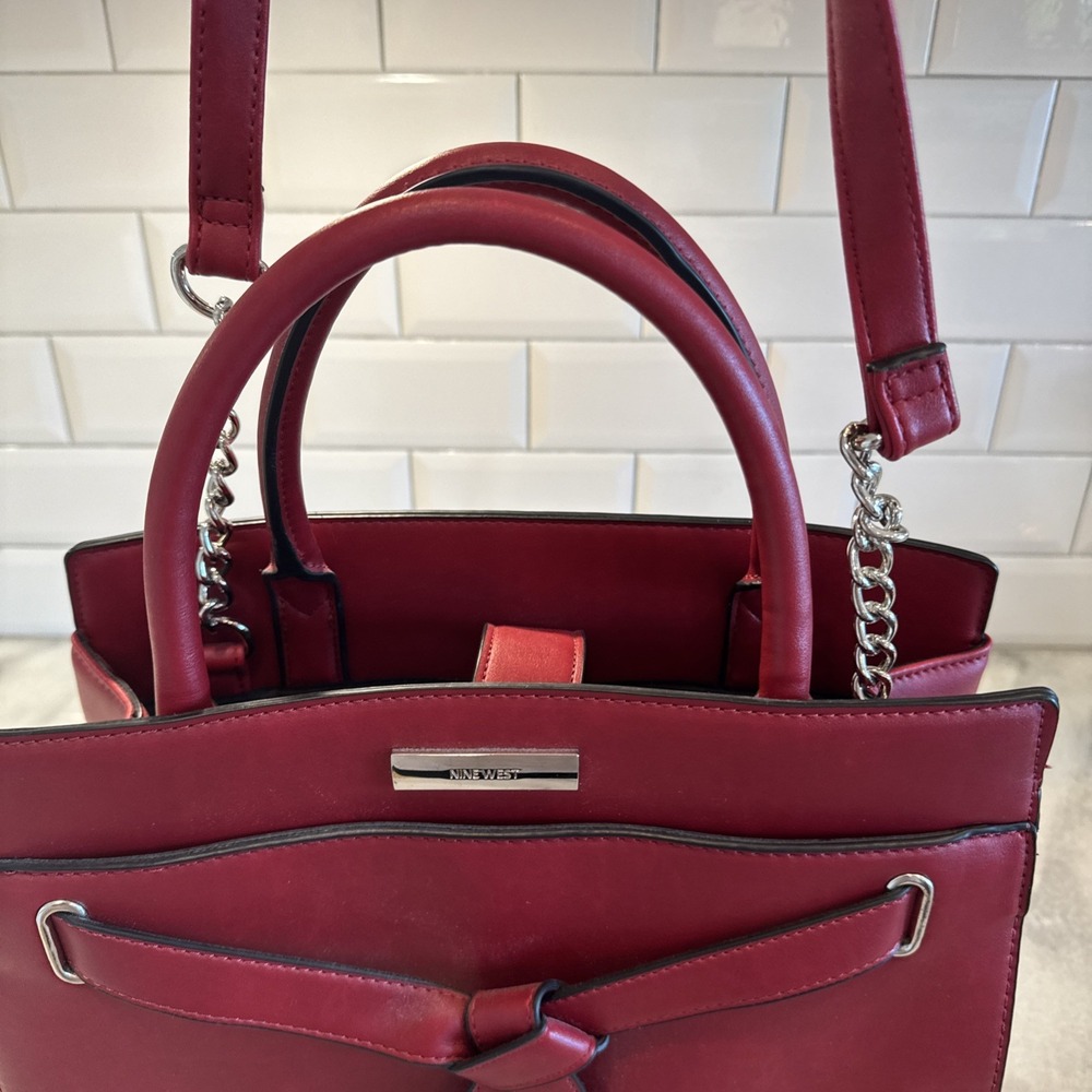 Nine West Red Satchel Purse‎ - Picture 4 of 13
